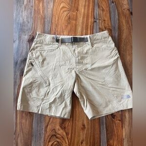 The North Face Shorts Men’s Size 34